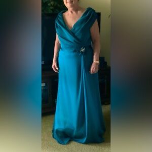 Jade Women's Maxi Dress - Teal
